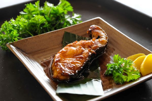 cá tuyết sốt nước tương